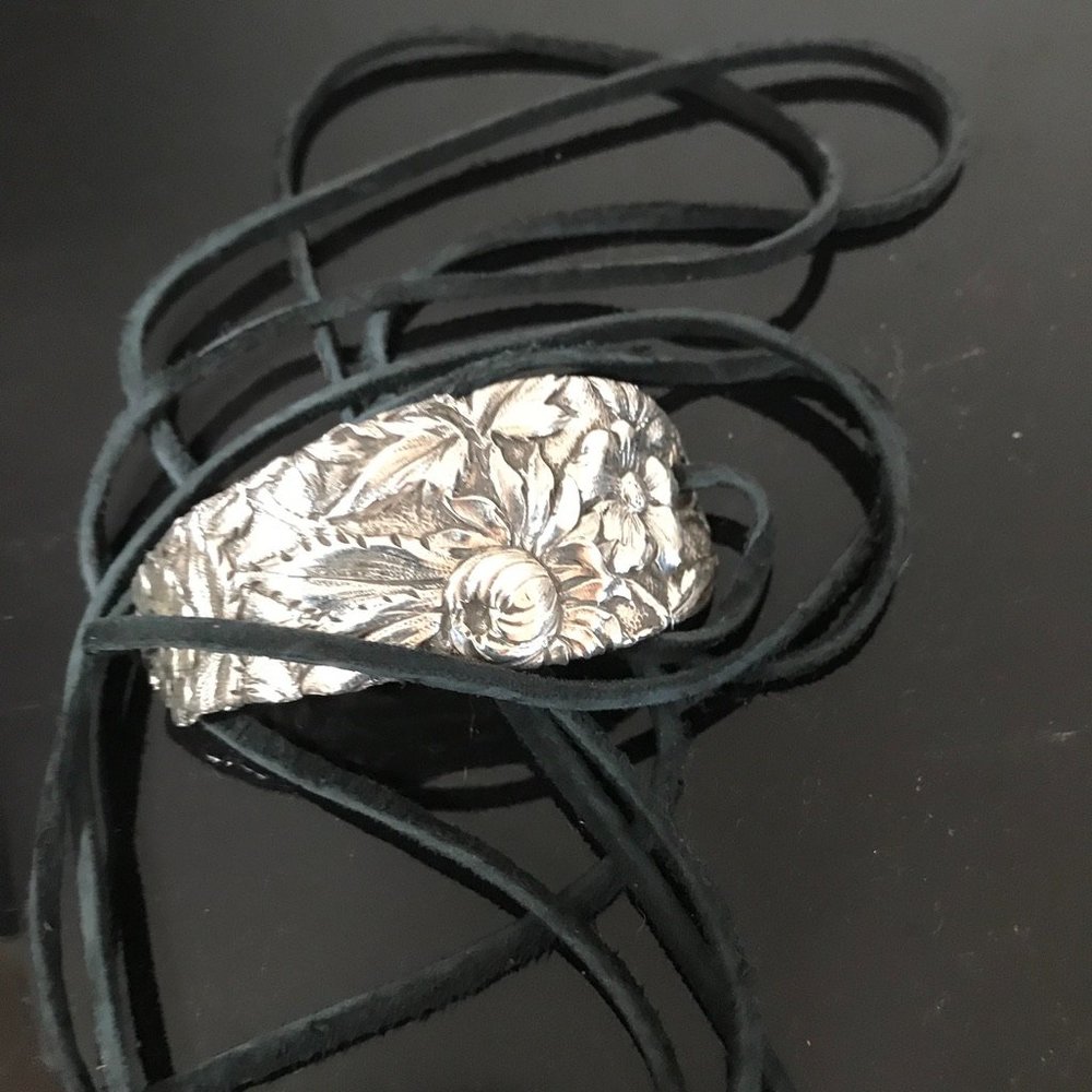 Floral Antique Tie Wrap Bracelet Sterling Silver 925 Kirk Stieff Cuff Yoga Boho - Picture 7 of 11